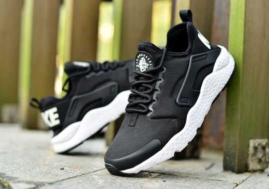 nike air huarache ultra black white 01