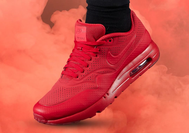 Nike Footlocker All Red 3