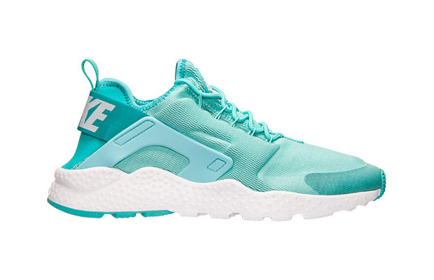 Nike's New Air Huarache Ultra Releases The Day After Christmas ...