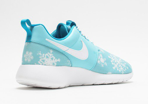 Nike Roshe Run Gs Snow Fall 03