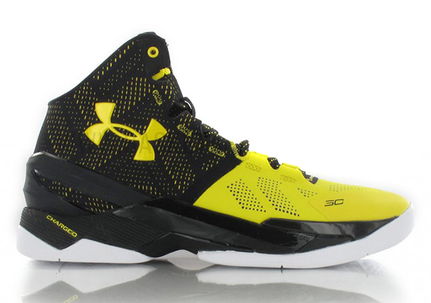 Steph Curry Continues To Drop Buckets, New UA Curry Two Colorways Emerge