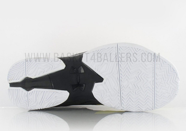 Ua Curry 2 Longshot 2