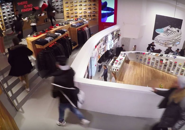 Watch Sneakerheads Bumrush A Store For Yeezy Boosts