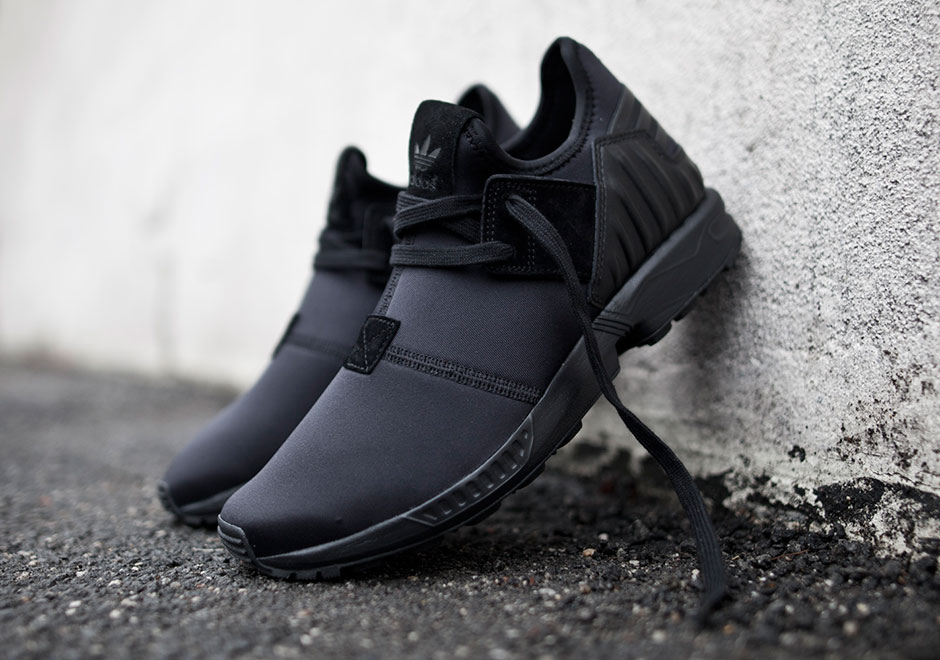 adidas flux all black