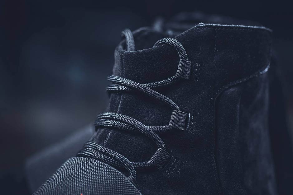 Adidas Yeezy 750 Boost Blackout Release Reminder 04