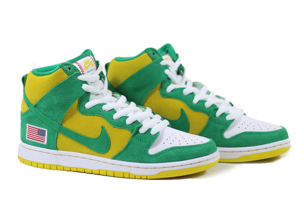 The Nike SB Dunks Inspired By The 1990 World Series Have A Release Date