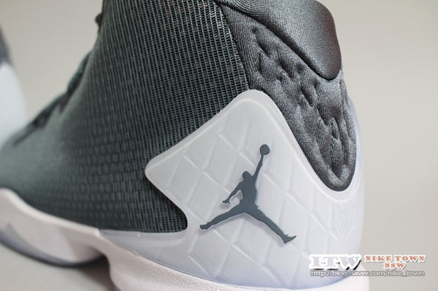 Nike Air Jordan 18