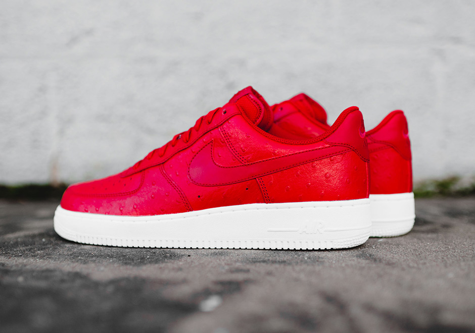 Nike Air Force 1 Low Ostrich Red 1