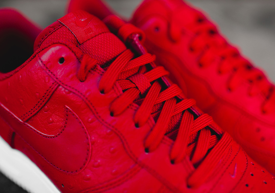 Nike Air Force 1 Low Ostrich Red 6