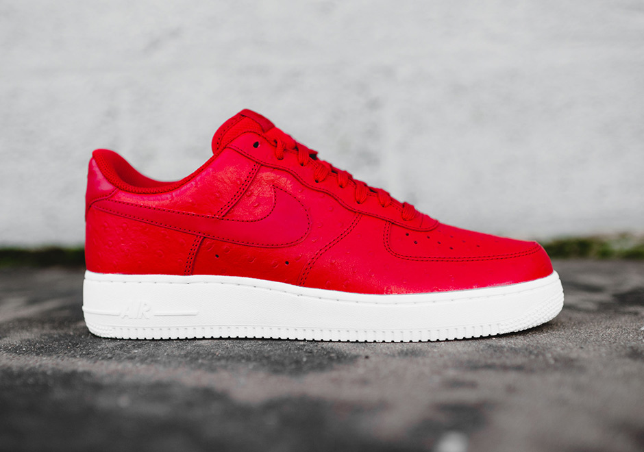 Nike Air Force 1 Low Ostrich Red 8