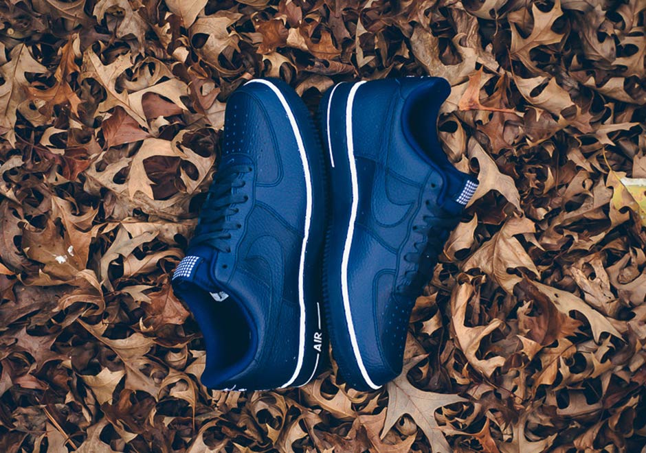 Nike Air Force 1 Low Patriotic Loyal Blue 03