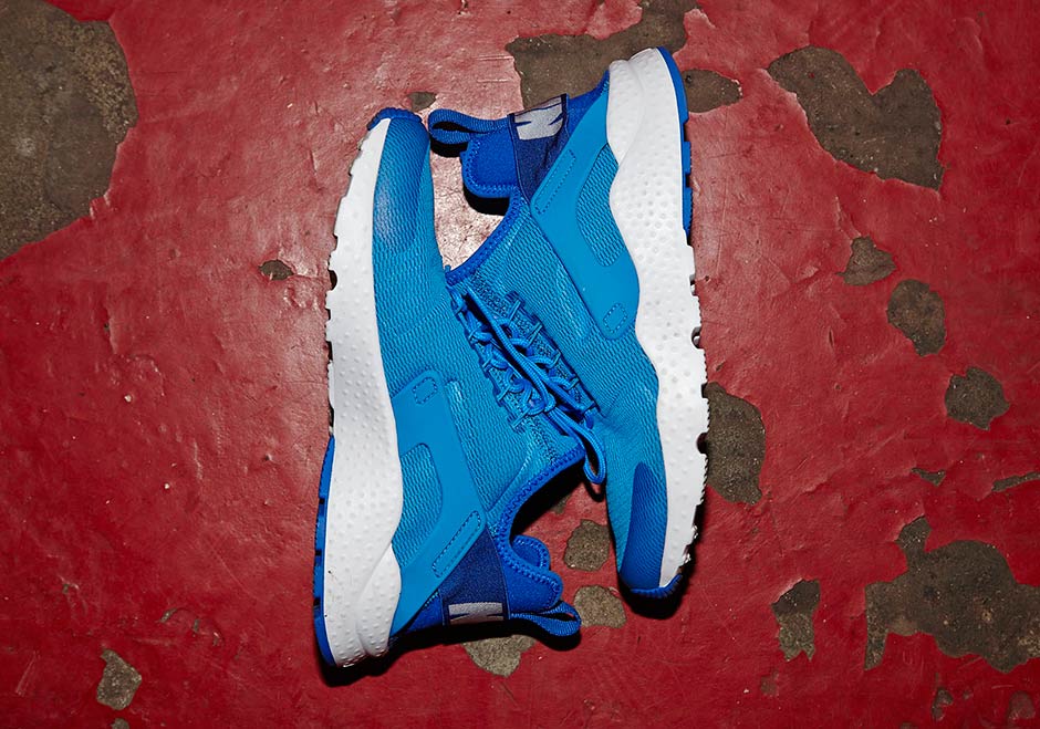 Afm Afdeling halfrond Travel In Style This Holiday Season With The Nike Air Huarache Ultra -  SneakerNews.com