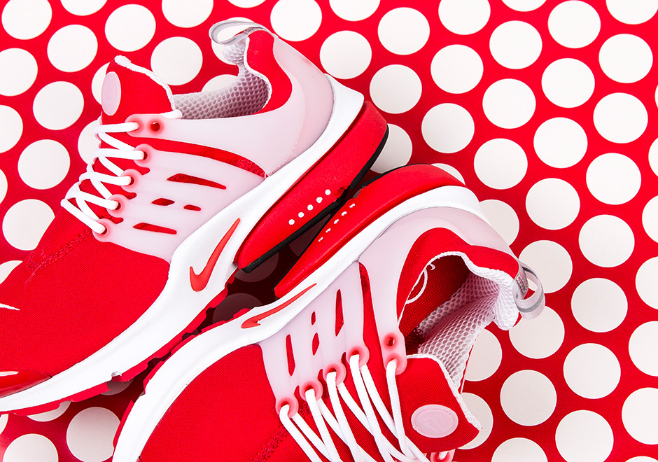 Nike Air Presto "Comet Red"