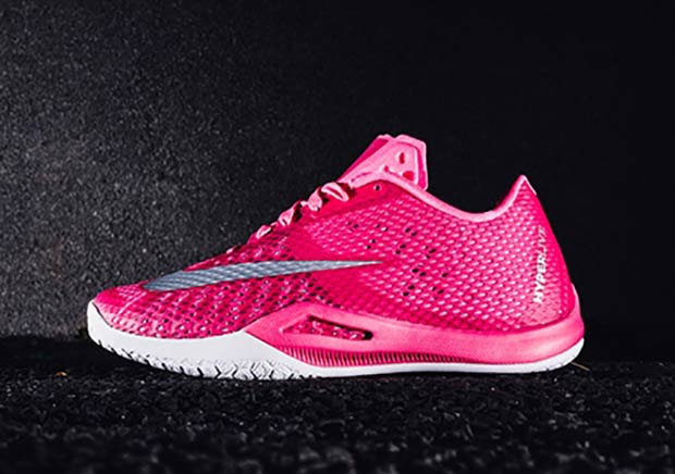 Nike Hyperlive Think Pink Edition 02