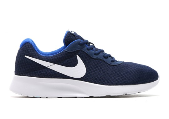 Nike Made Another Sneaker Like The Roshe Called The Tanjun