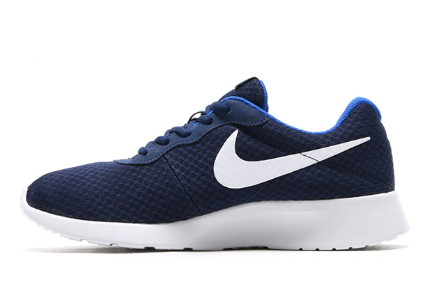 Nike Tanjun Roshe Look Alike 02