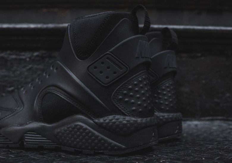 Nike’s Most Outrageous Huarache Gets The All-Black Look
