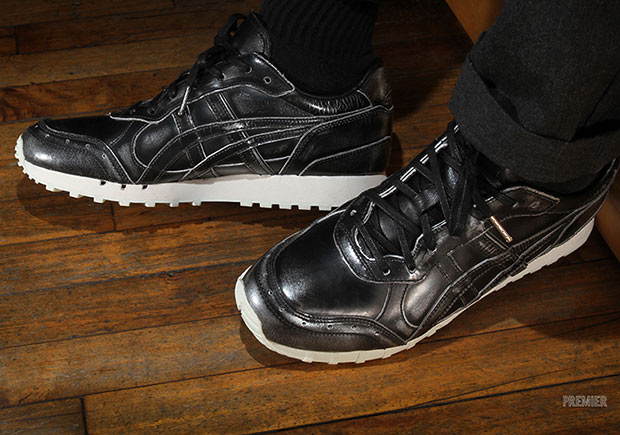 asics tiger leather shoes