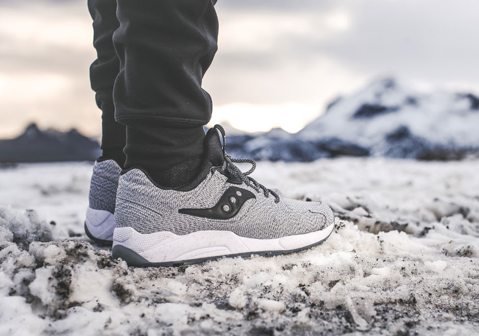 Saucony Select Dirty Snow Release Limited 01