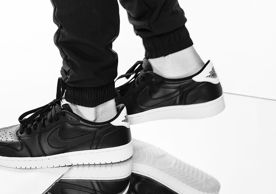 Air Jordan 1 Low Cyber Monday 3