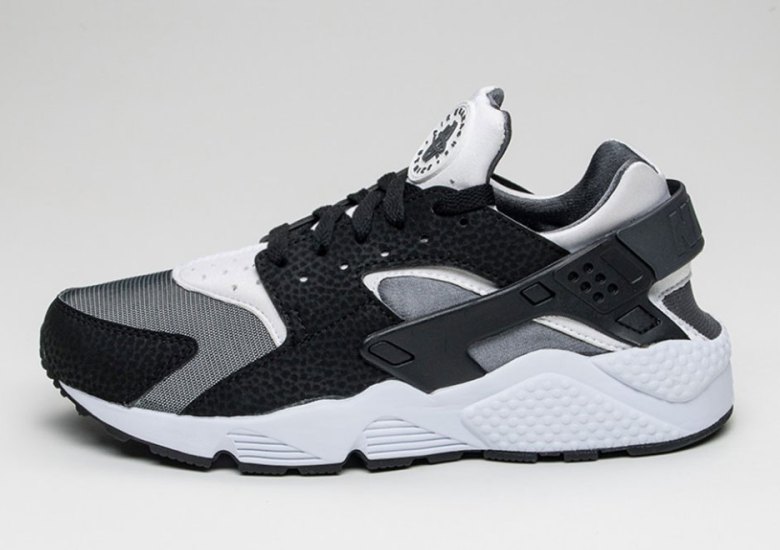 The Nike Air Huarache Gets Dressed Up In Black and White