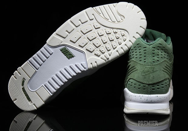 nike air trainer 3 le treeline green