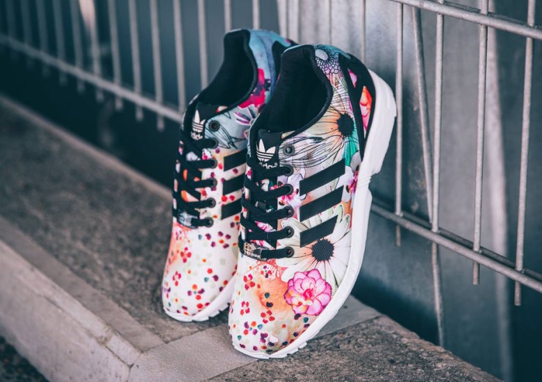 Un pan jueves Tamano relativo This New Release Proves That The adidas ZX Flux Is Still One Of The Coolest  Shoes Out Now - SneakerNews.com