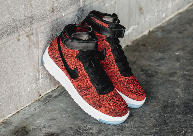 Air Force 1 Flyknit Red Black White 1