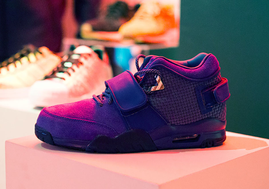 Foot Locker Revisit a Legendary Nike Tuned - Sneaker Freaker