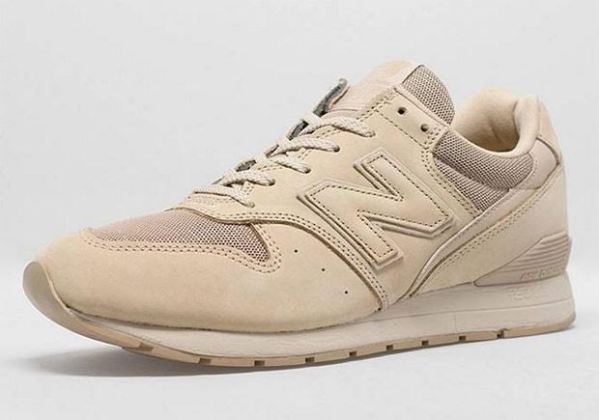 The New Balance 996 Goes All Tan - SneakerNews.com