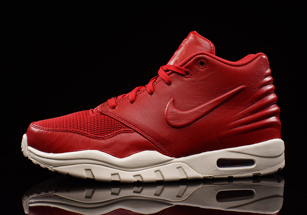 Nike's Entertrainer Shoe Just Dropped In All-Red