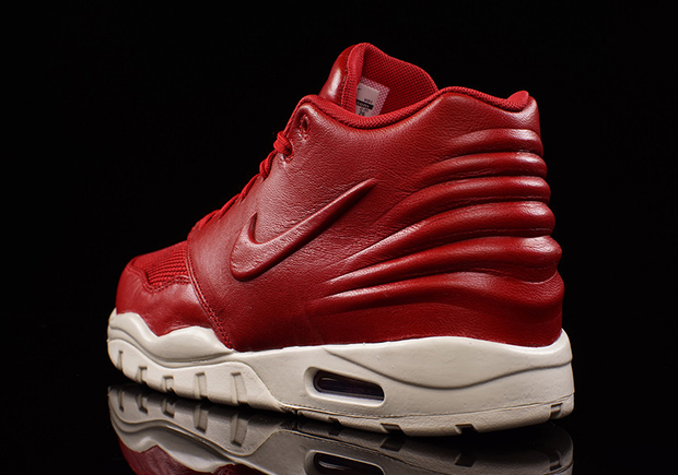 Nike Air Entertrainer Red White Available 02