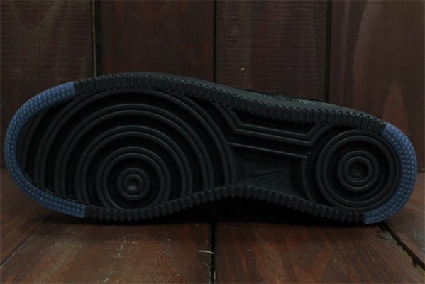 nike air force 1 flyknit oreo