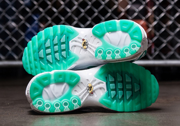 air max plus mint green