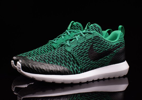 Nike Flyknit Roshe Run “Lucid Green”