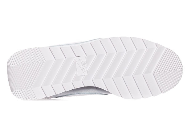 Nike Wmns Classic Cortez Epic Premium White 5