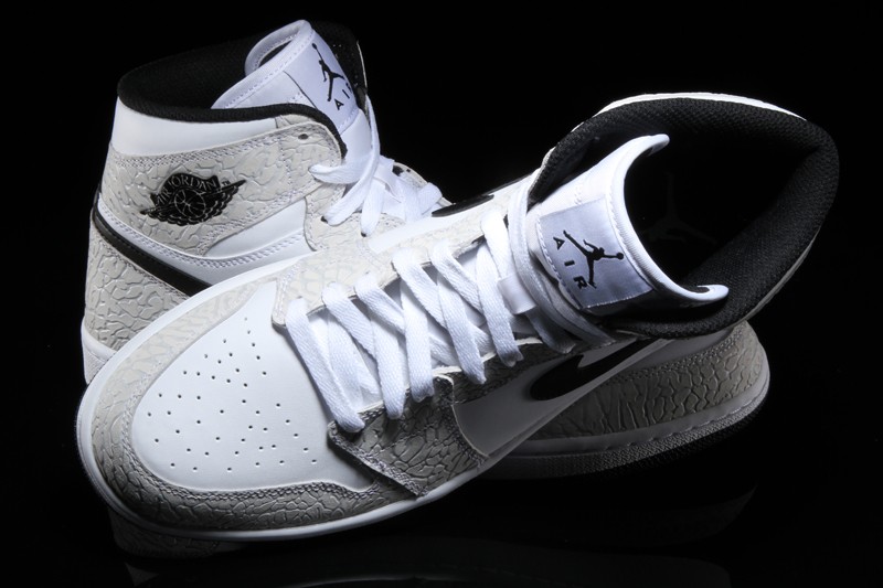 Air Jordan 1 Retro High Pure Platinum Elephant Print 05