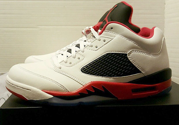 áspero resbalón Malgastar Air Jordan 5 Low Fire Red Release Date | SneakerNews.com