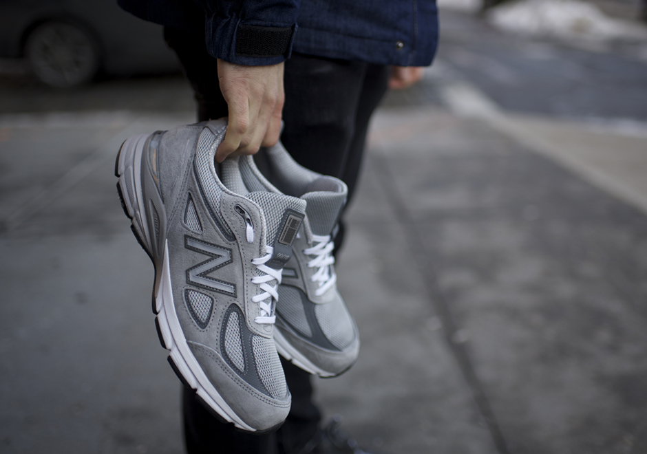 new balance 990 v4 on feet