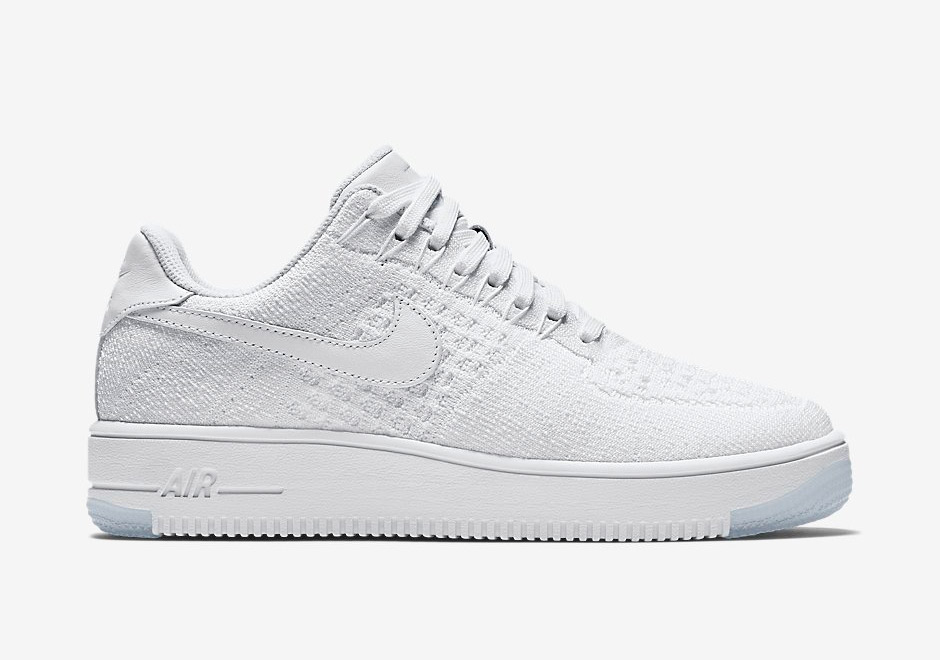 Nike air force 1 hotsell flyknit white