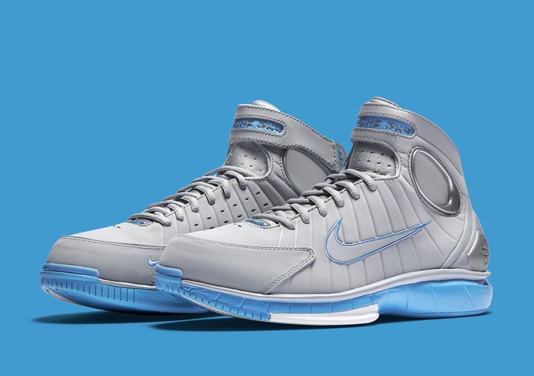 Nike Huarache 2k4 “MPLS” Makes A Return