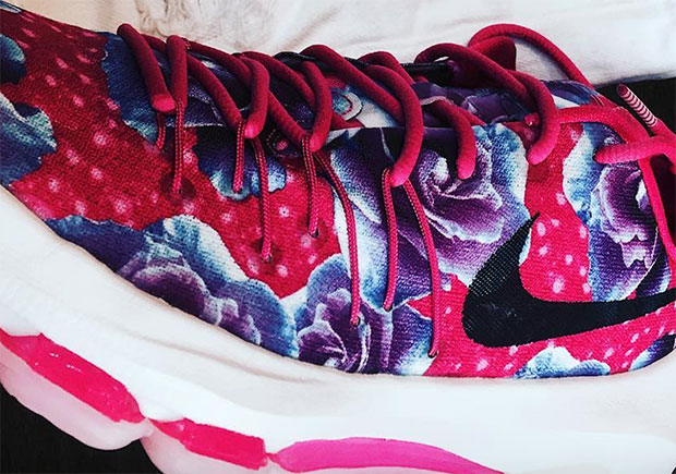 First Look At The Nike KD 8 "Aunt Pearl"