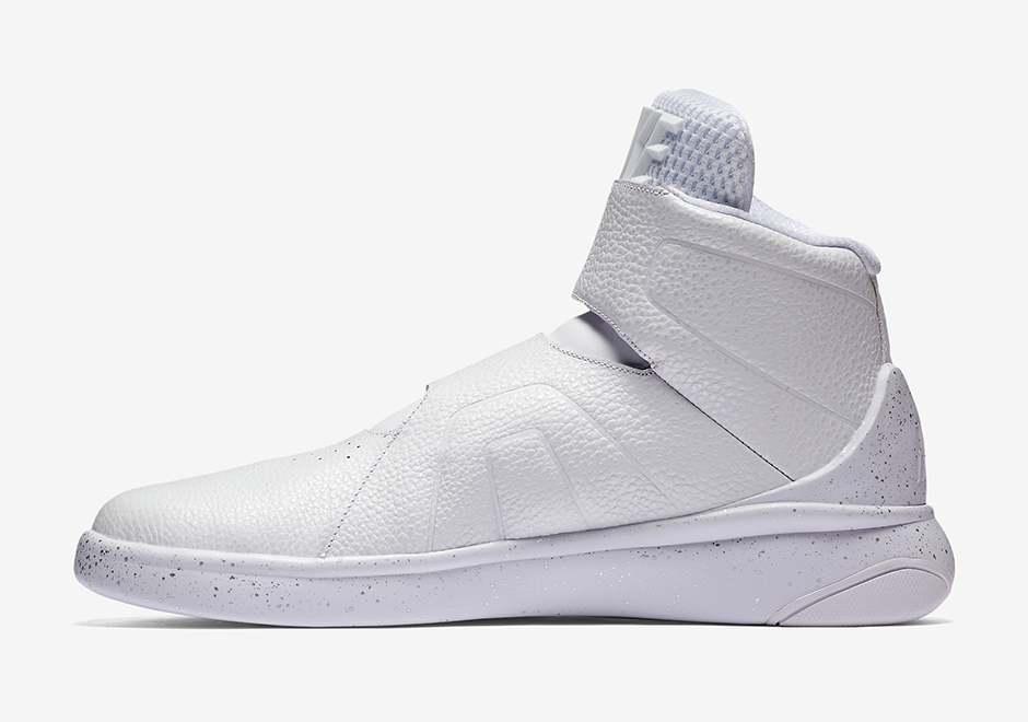 Nike Marxman White On White No Shoelaces 03