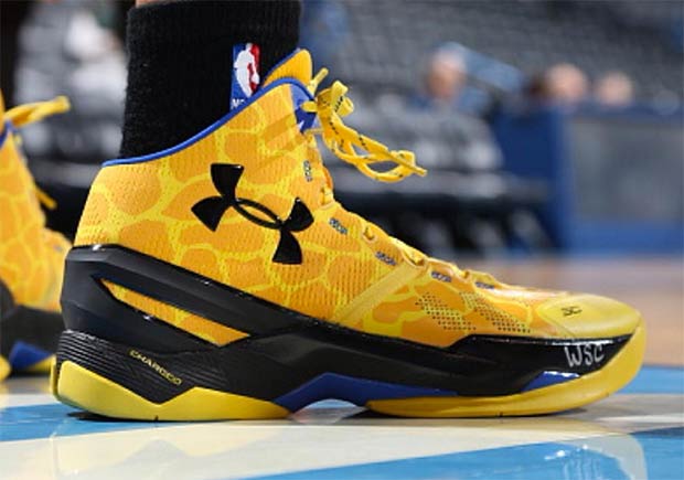 Take A Look At The Shoes Steph Curry Buried The OKC Thunder With ...