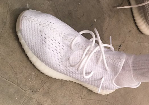 3 white yeezy