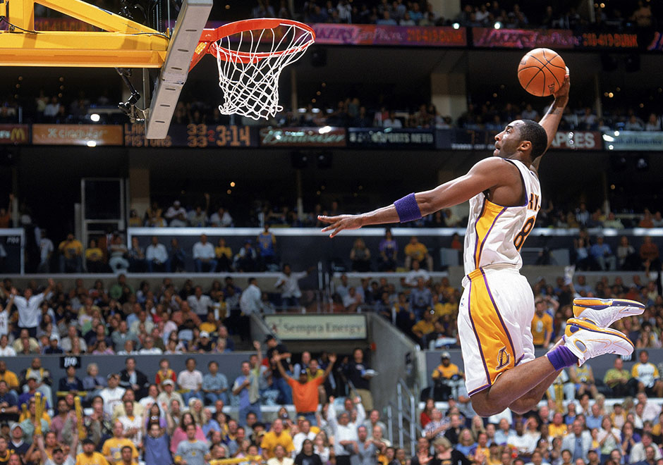 kobe-2004-flight-huarache-2k4