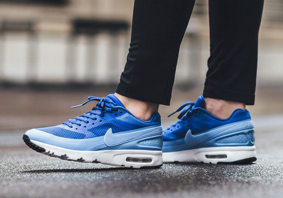 Nike Air Classic Bw For Wmns 08