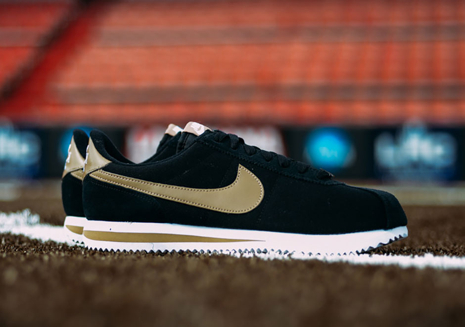 nike cortez opening day online -