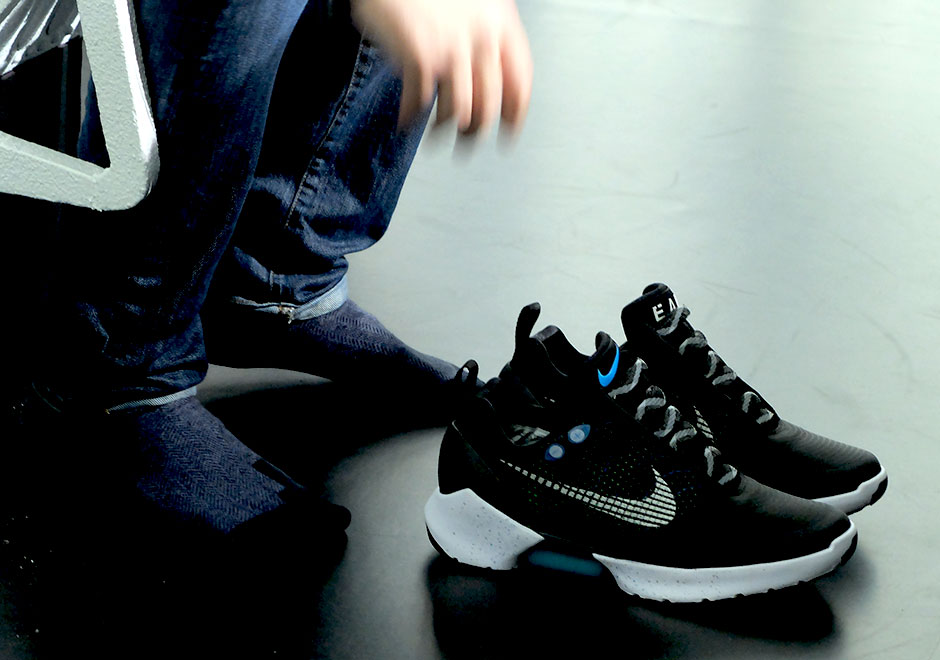 Ga door Symfonie Modderig Nike HyperAdapt EARL Power-Lacing Shoes | SneakerNews.com