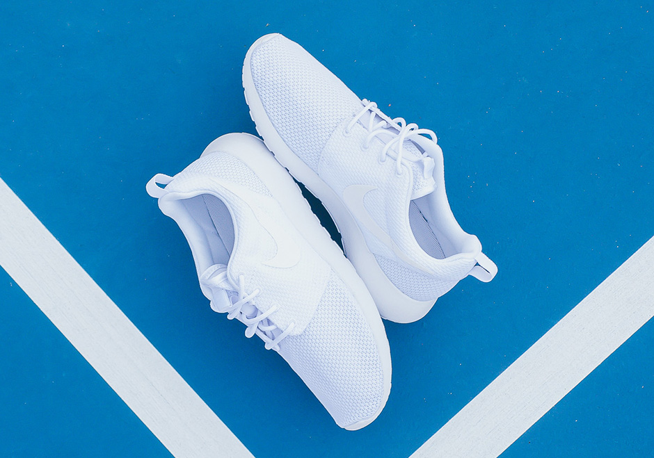 nike roshe run white